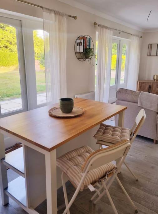 Relaxing Retreat Near Norfolk Broads Villa Norwich Ngoại thất bức ảnh